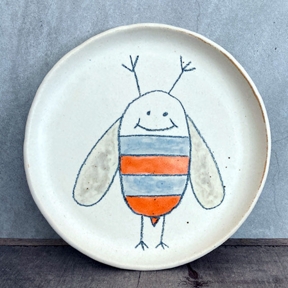 Hand painted bee plate - small