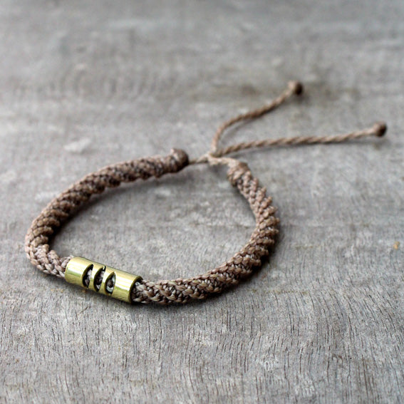 Tube brass & macrame bracelet
