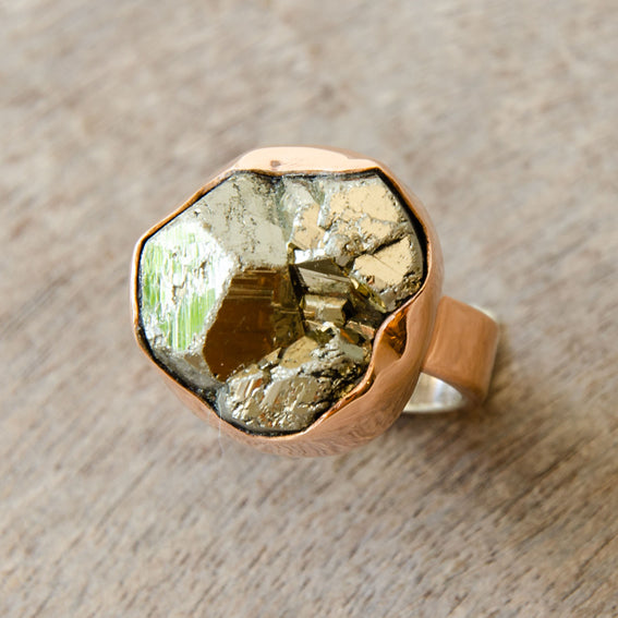 Copper ring with pyrite