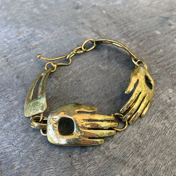 Hands brass bracelet