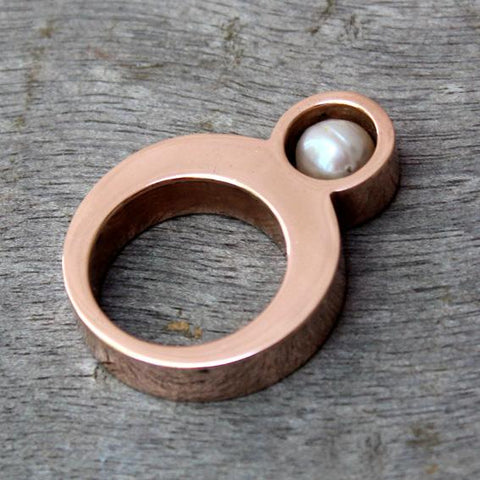 Eternity copper ring with pearl
