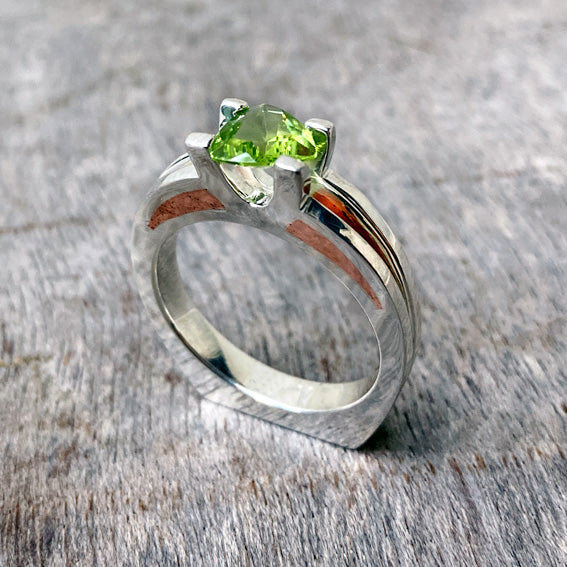 Silver & copper ring with peridot